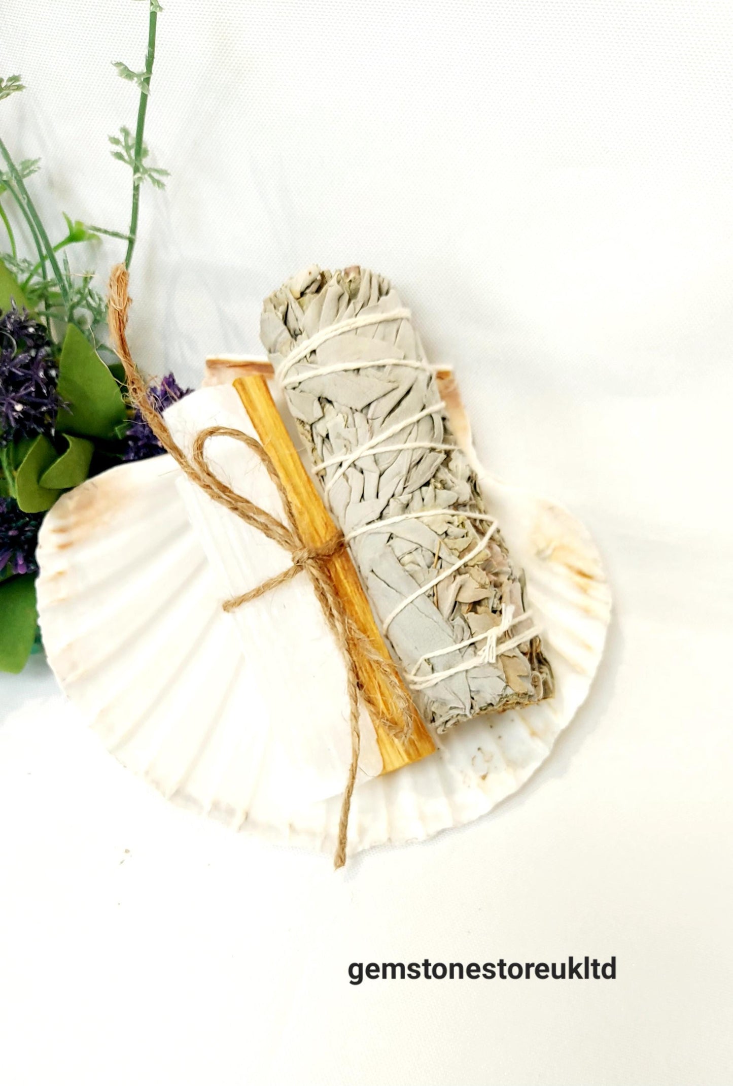 White Sage & Crystal Starter Kit, Scallop Shell, Palo Santo, Selenite Stick, Rose Quartz, Black Obsidian, Amethyst,Clear Quartz.