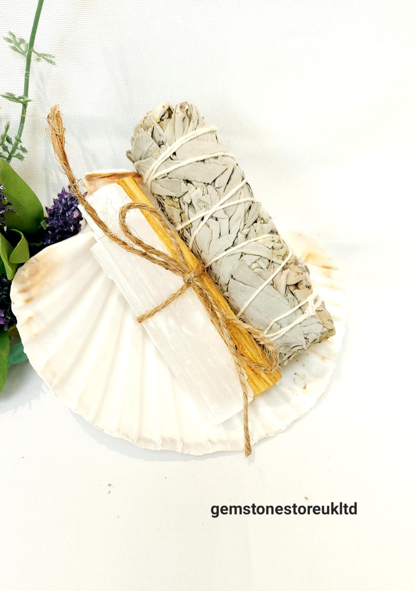 White Sage Smudge Kit, Scallop Shell, Palo Santo, Selenite, White Sage, House Warming Crystal Crystal Cleansing Gift. UK Seller